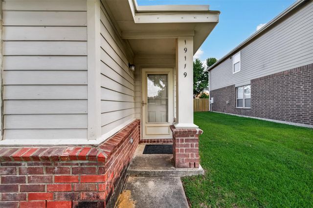 19119 Yaupon Ranch Drive, Cypress, TX 77433
