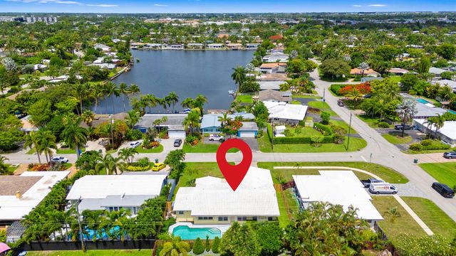 4240 NE 19th Avenue, Oakland Park, FL 33308