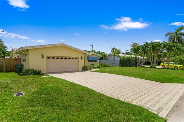 4240 NE 19th Avenue, Oakland Park, FL 33308