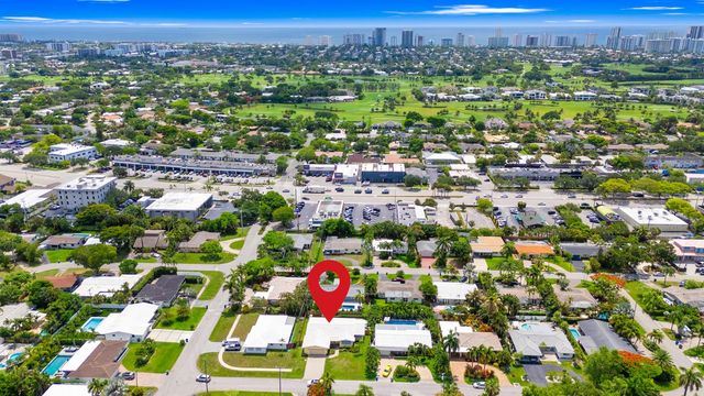 4240 NE 19th Avenue, Oakland Park, FL 33308
