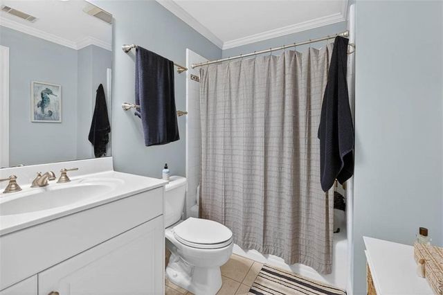 1033 Mayflower Road NE, Townsend, GA 31331