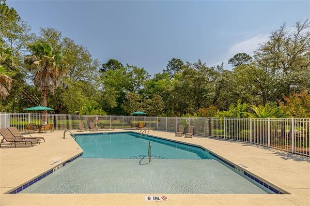 1033 Mayflower Road NE, Townsend, GA 31331