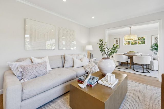 22 De Sabla Road, San Mateo, CA 94402