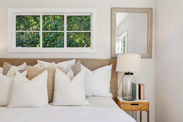 22 De Sabla Road, San Mateo, CA 94402