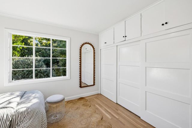 22 De Sabla Road, San Mateo, CA 94402