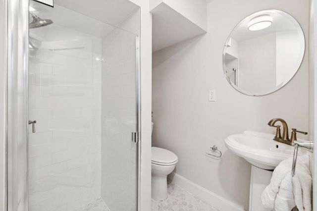 22 De Sabla Road, San Mateo, CA 94402