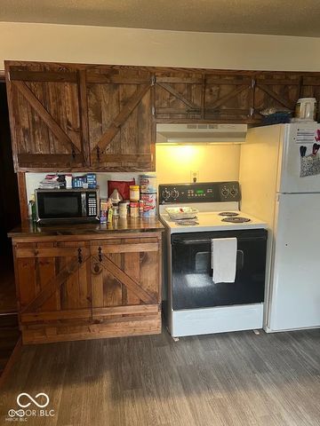 1732 Noble Street, Anderson, IN 46016