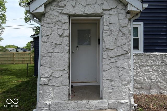 1732 Noble Street, Anderson, IN 46016