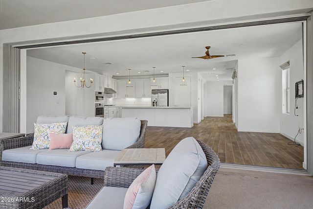 11673 N 136th Street Unit 2009, Scottsdale, AZ 85259