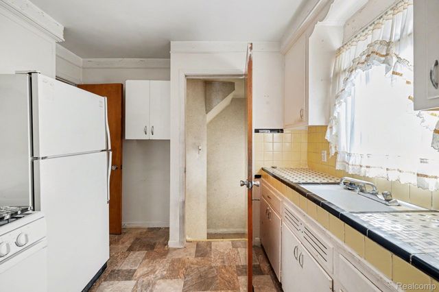 19928 Pierson Street, Detroit, MI 48219