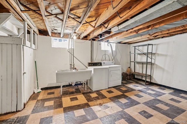 19928 Pierson Street, Detroit, MI 48219