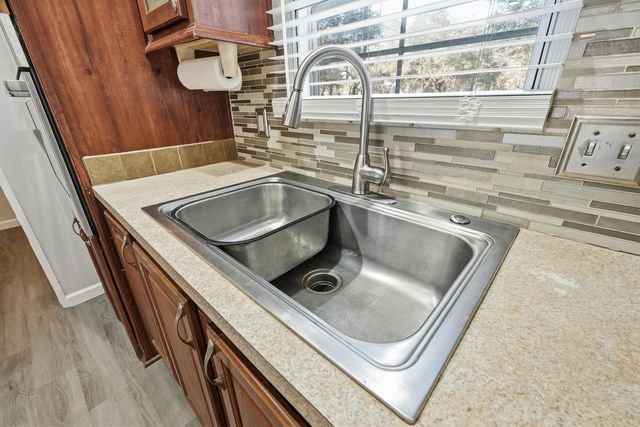 482 E Roberts Road, Defuniak Springs, FL 32433