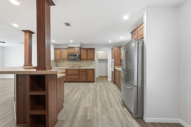 482 E Roberts Road, Defuniak Springs, FL 32433