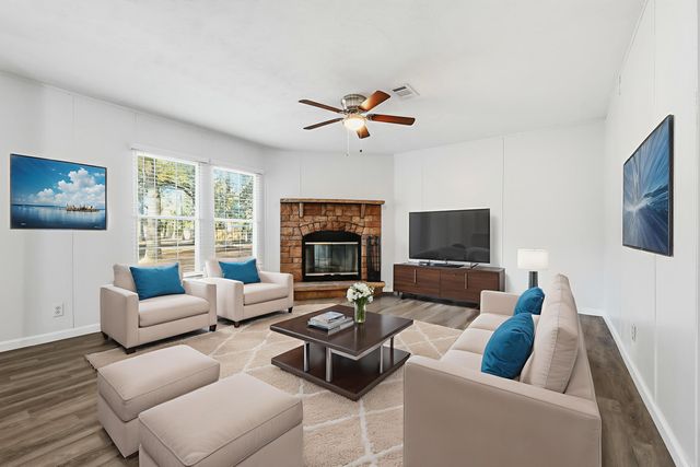 482 E Roberts Road, Defuniak Springs, FL 32433