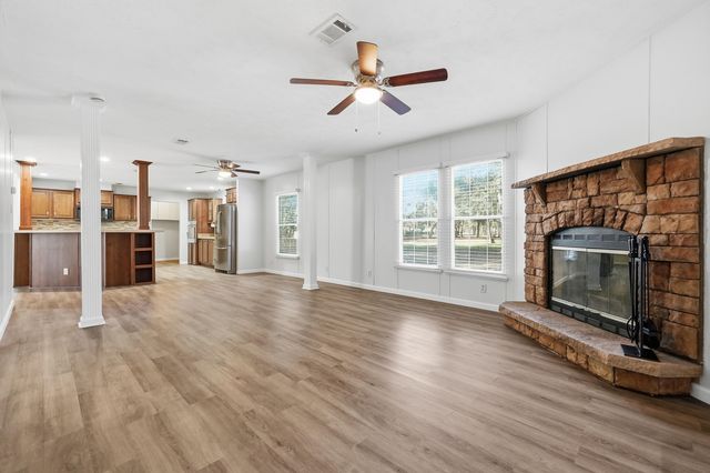 482 E Roberts Road, Defuniak Springs, FL 32433