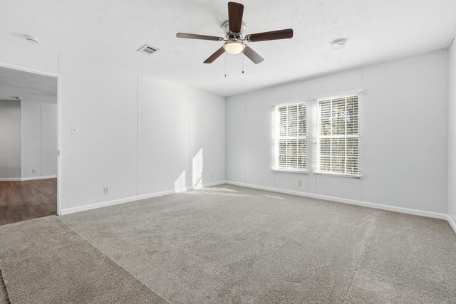 482 E Roberts Road, Defuniak Springs, FL 32433