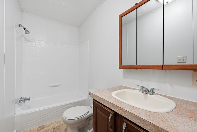 482 E Roberts Road, Defuniak Springs, FL 32433