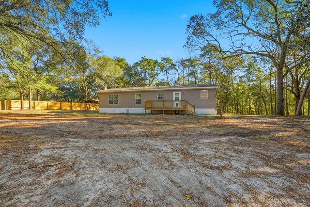 482 E Roberts Road, Defuniak Springs, FL 32433