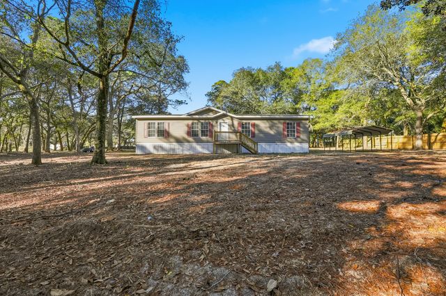482 E Roberts Road, Defuniak Springs, FL 32433