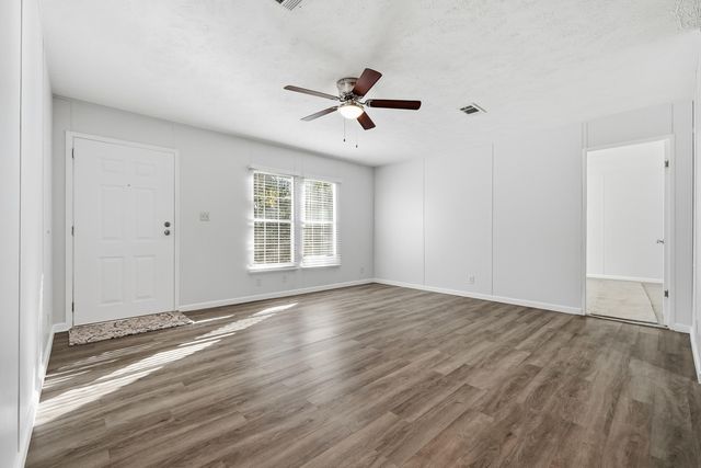 482 E Roberts Road, Defuniak Springs, FL 32433