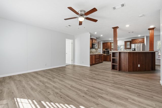 482 E Roberts Road, Defuniak Springs, FL 32433