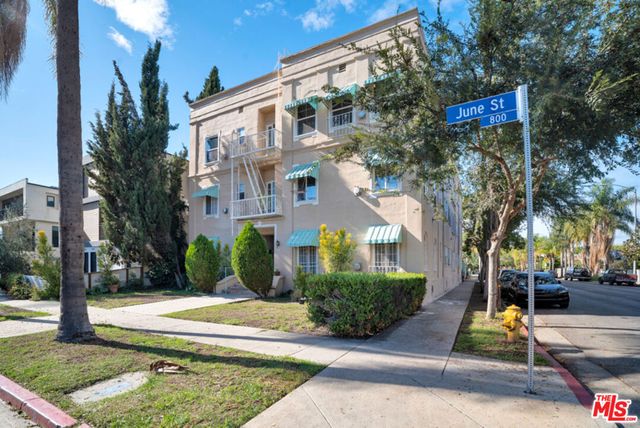 859 N June Street, Los Angeles, CA 90038