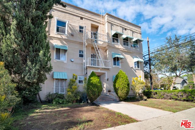 859 N June Street, Los Angeles, CA 90038