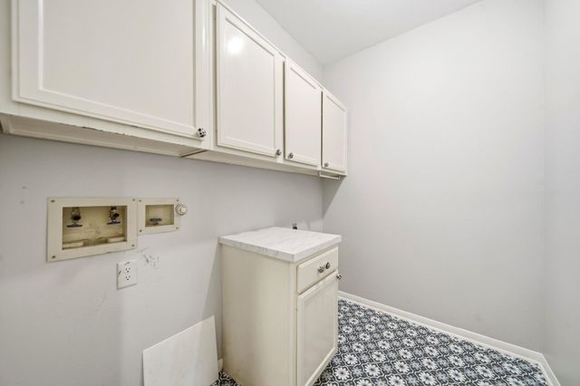 6714 Morningside Drive, Sugar Land, TX 77479