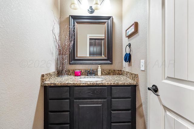 8300 SHREVEPORT Drive, Amarillo, TX 79118
