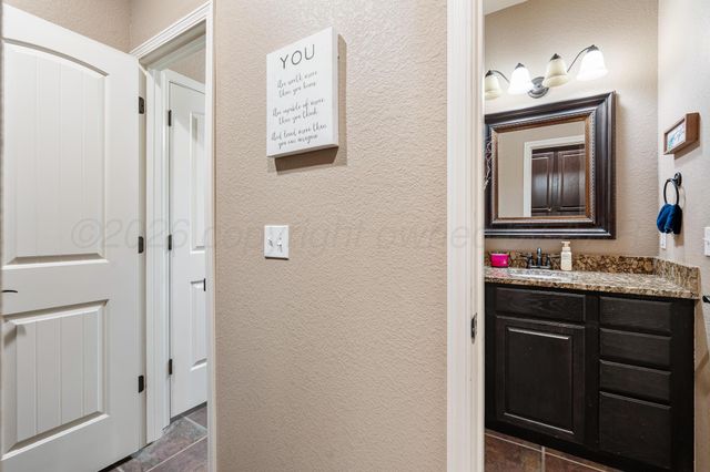 8300 SHREVEPORT Drive, Amarillo, TX 79118