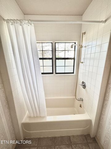 119 Eagle Lane, Crossville, TN 38558