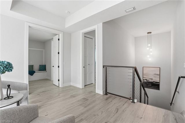 107 W Hilo ST, Naples, FL 34113