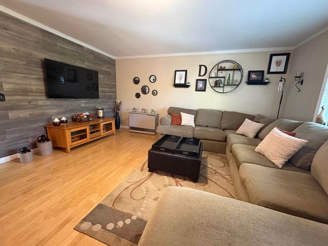 51 Logwood Circle, Essex, VT 05452