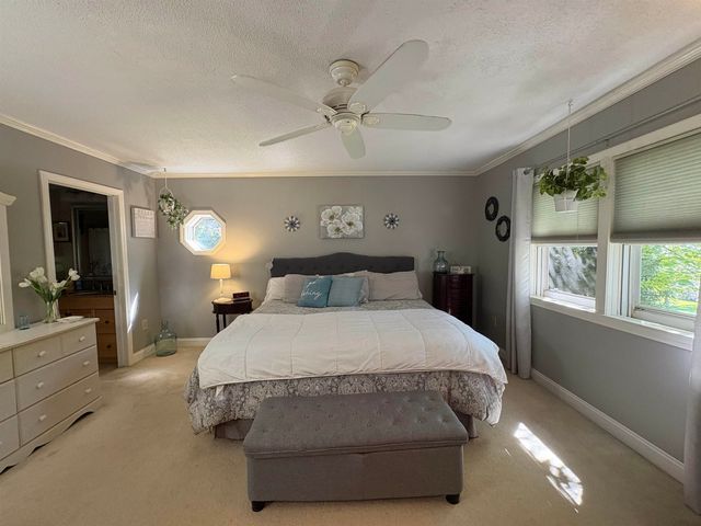 51 Logwood Circle, Essex, VT 05452