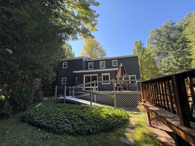 51 Logwood Circle, Essex, VT 05452