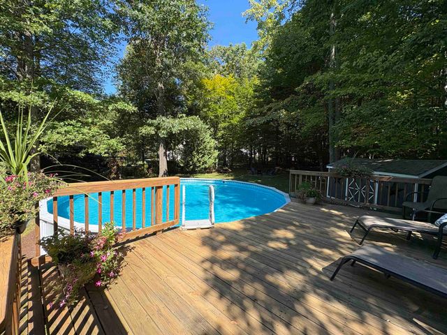 51 Logwood Circle, Essex, VT 05452