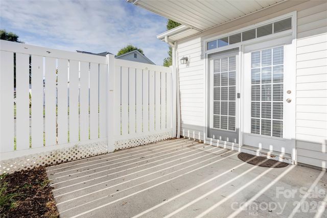 6315 Professional Boulevard, Harrisburg, NC 28075