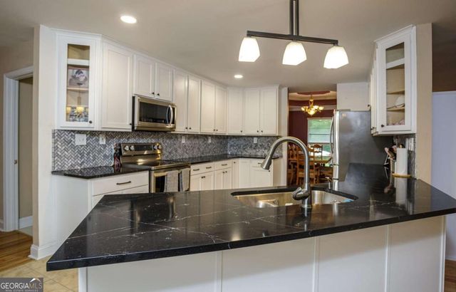 281 Laney Drive, Locust Grove, GA 30248