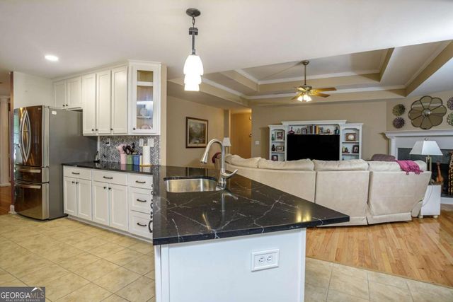 281 Laney Drive, Locust Grove, GA 30248