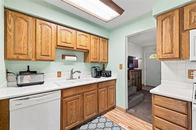 110 Gepke Parkway, Des Moines, IA 50320