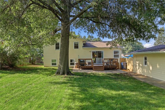 110 Gepke Parkway, Des Moines, IA 50320