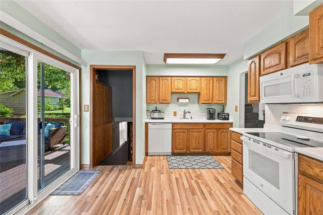 110 Gepke Parkway, Des Moines, IA 50320