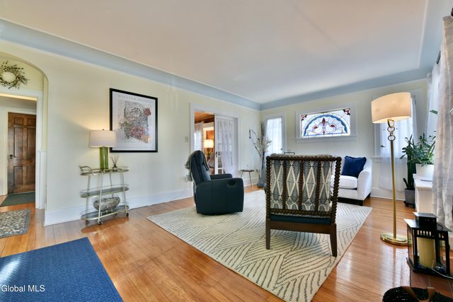 846 Wright Avenue, Schenectady, NY 12309
