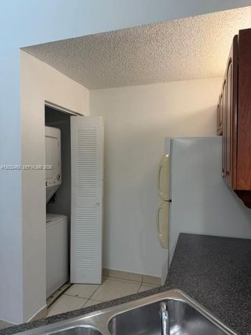 9999 Summerbreeze Dr 824, Sunrise, FL 33322