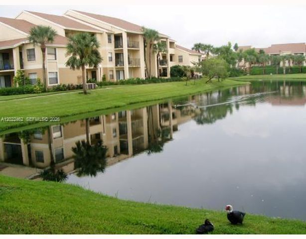 9999 Summerbreeze Dr 824, Sunrise, FL 33322