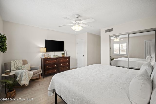 180 Paradise Boulevard 18022, Melbourne, FL 32903