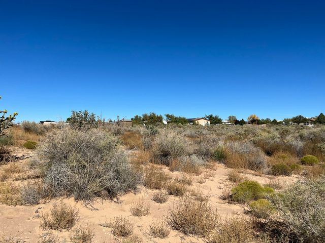 409 1st Street NE, Rio Rancho, NM 87124