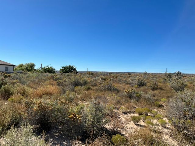 409 1st Street NE, Rio Rancho, NM 87124