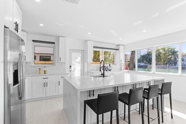 7286 Gary Ave, Miami Beach, FL 33141