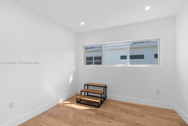 7286 Gary Ave, Miami Beach, FL 33141